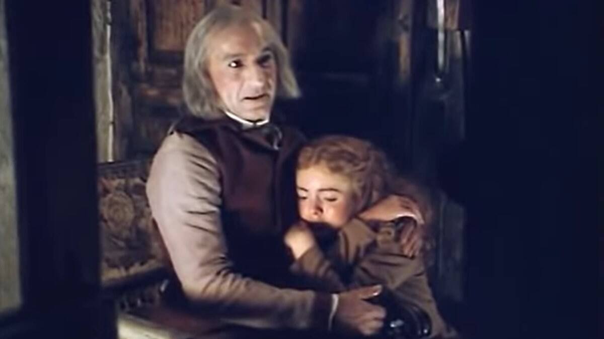 Ben Kingsley en la película para televisión 'Silas Marner' (1985), dirigida por Giles Foster y basada en la novela de George Eliot, que presenta la tortura del resentimiento y su único remedio.