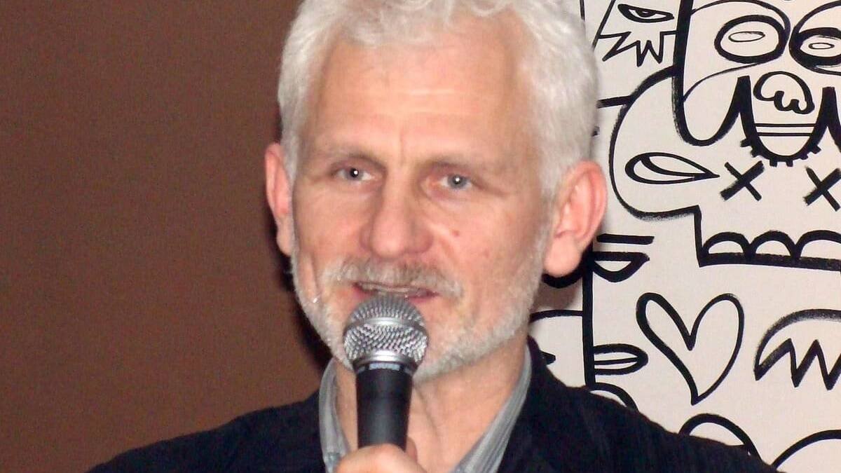 Además de su labor a favor de los derechos humanos, Ales Bialiatski  ha contribuido como católico a la consolidación de la perseguida Iglesia bielorrusa.