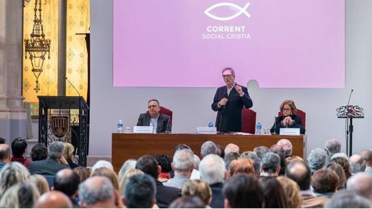 Josep Miró, uno de los promotores de la Corriente Social Cristiana, en el acto en Abat Oliba de Barcelona