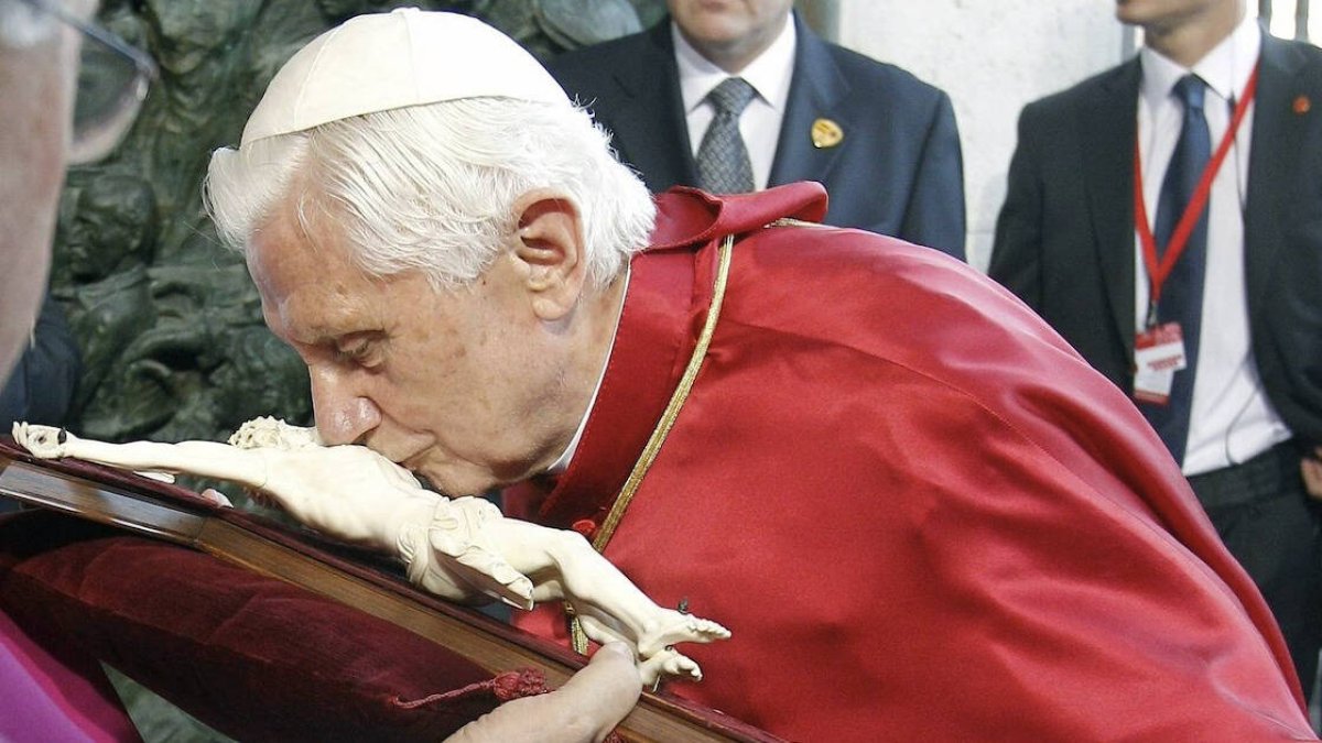 La gloria para este sabio no estaba en la corona de laurel sino en la de espinas: su verdadero triunfo fue seguir fielmente los planes que Dios tenía reservados para él.
