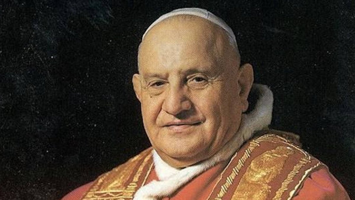 Lo sostenía un profundo espíritu de oración; siendo el iniciador de la renovación de la Iglesia, irradiaba la paz de quien confía siempre en el Señor.