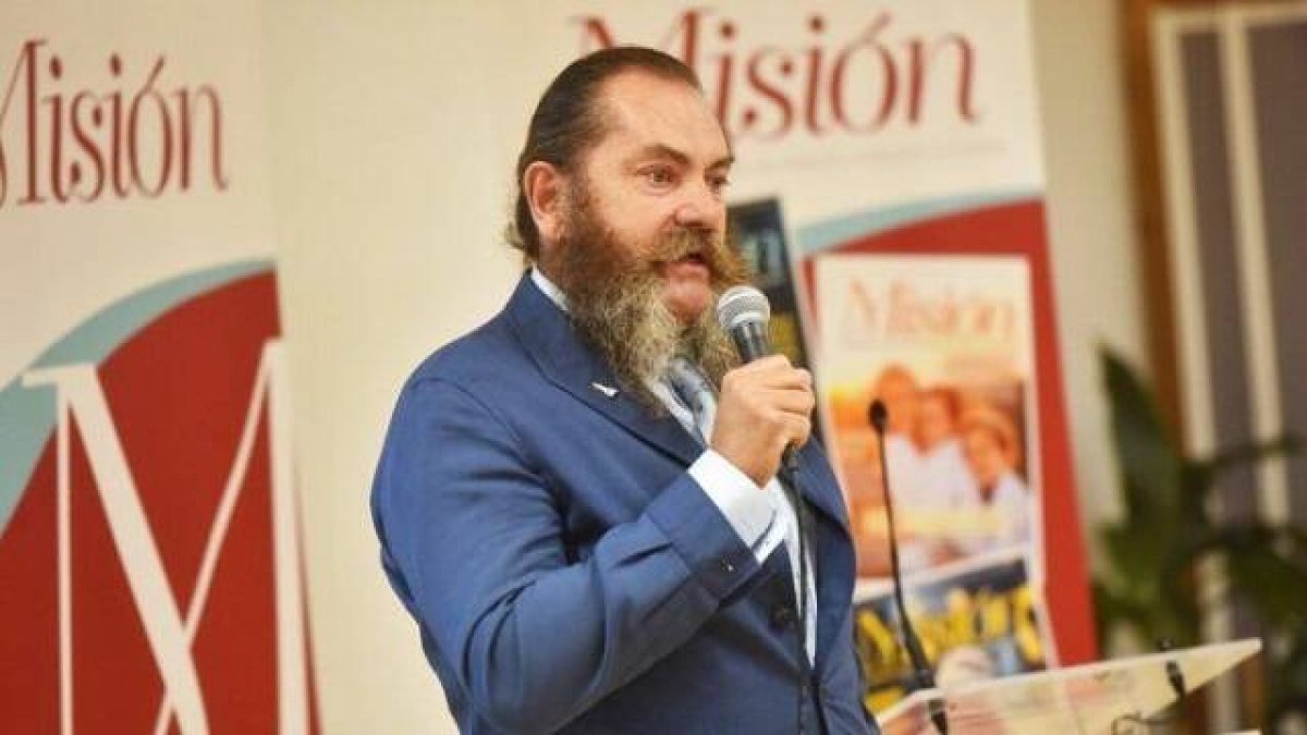 Luis Cort, impulsor de la Fundación Cari Filii, en los Premios Revista Misión 2024