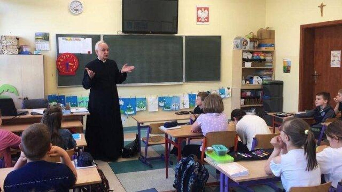 `El derecho a acceder a clases de Religión en las instalaciones de una escuela pública se deriva de derechos humanos fundamentales´, argumentan los obispos polacos.