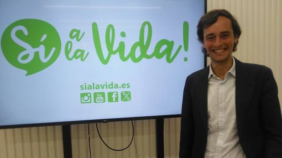Álvaro Ortega explica cómo Fundación Más vida lleva tantos jóvenes a las Marchas Sí a la Vida