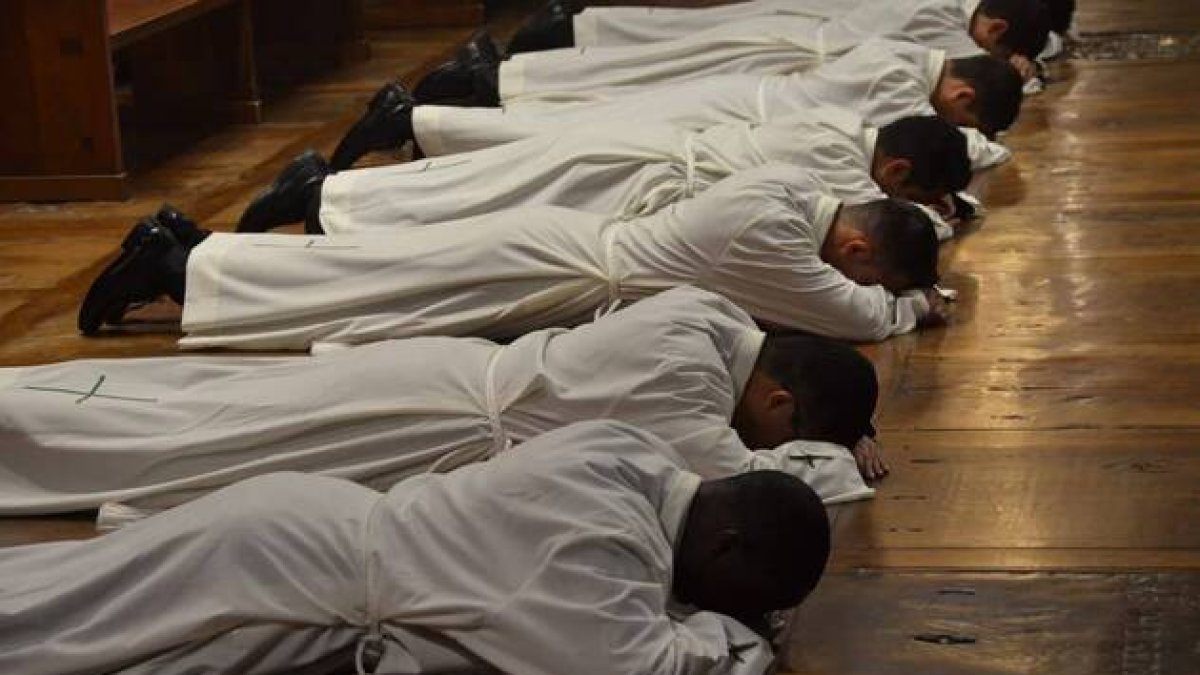 Además, la Iglesia en España cuenta con 79 nuevos sacerdotes, ordenados durante el año 2023, 18 menos que el año anterior.