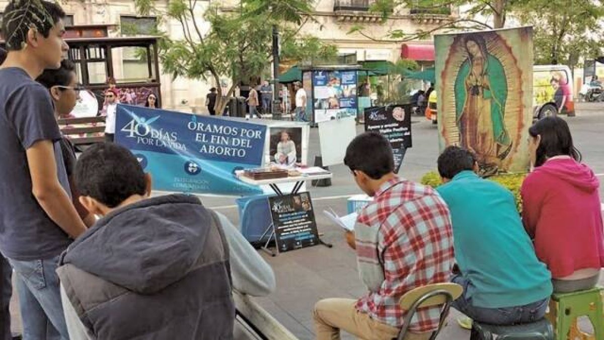 Los organizadores de 40 Días por la Vida anuncian las fechas de su próxima campaña, del 2 de marzo al 10 de abril, que realizarán pese a las posibles represalias de multas o prisión.