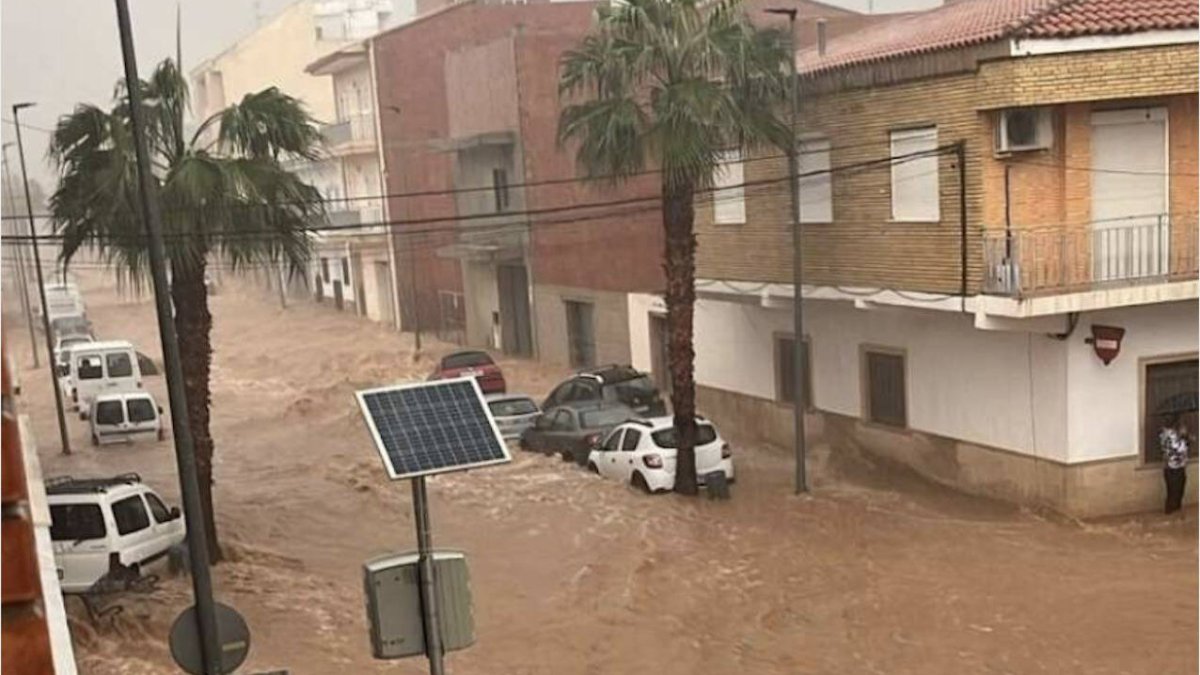 Muchas parroquias que estaba previsto que abrieran instalaciones, tanto desde las mismas como desde las Cáritas parroquiales y ayudar a las víctimas y familias, también se han visto afectadas.