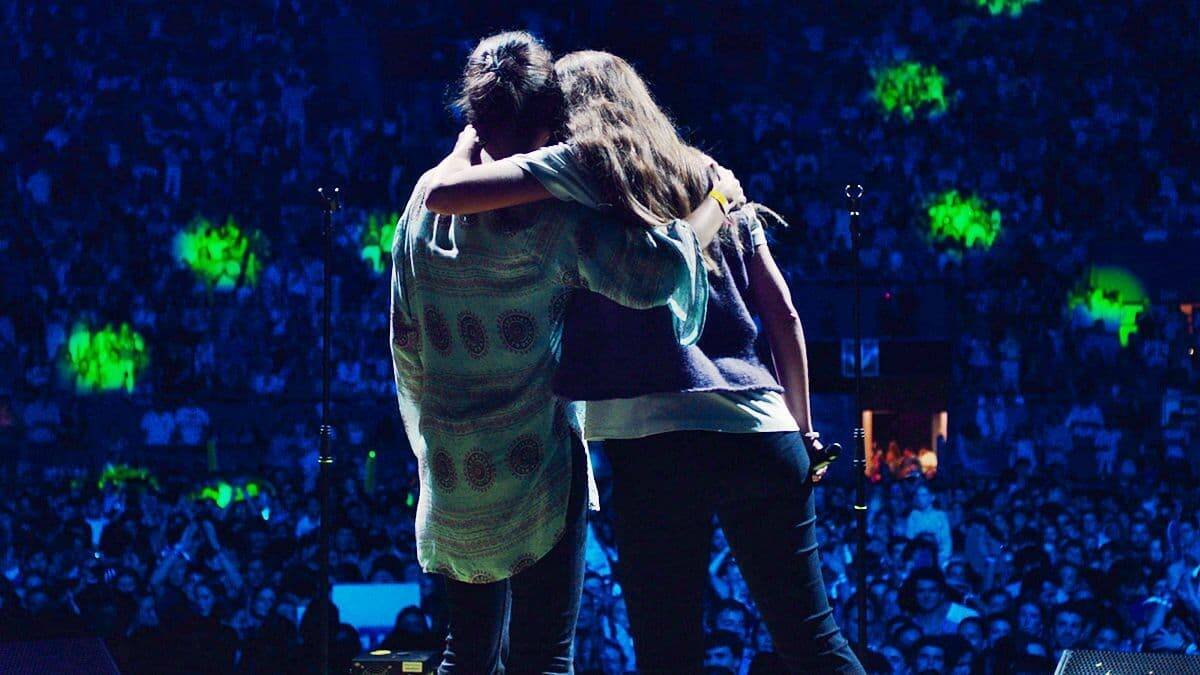 'Descalzos' nos muestra el espíritu que mueve a los integrantes de Hakuna. Imagen: Hakuna Films, fotograma de 'Descalzos'.