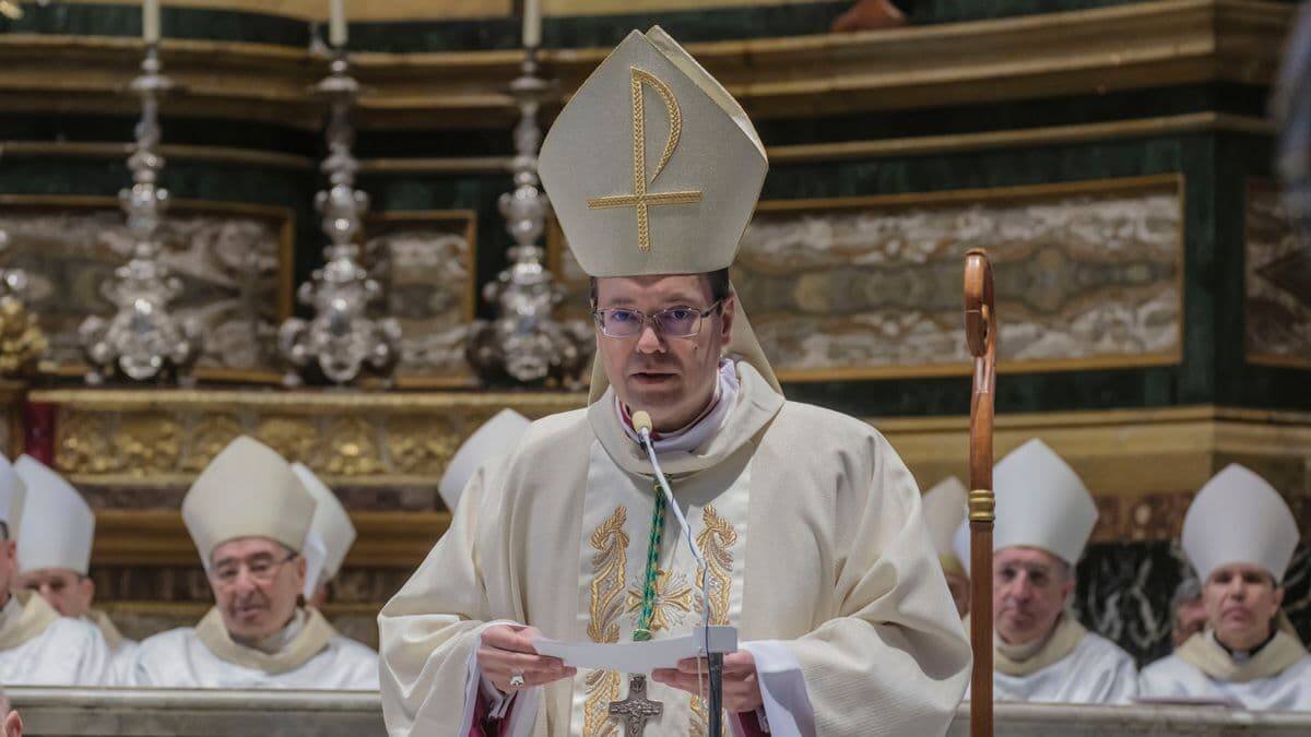 Jesús Vidal, durante la homilía de la misa en la que tomó posesión de la sede segoviana. Foto: Diócesis de Segovia.