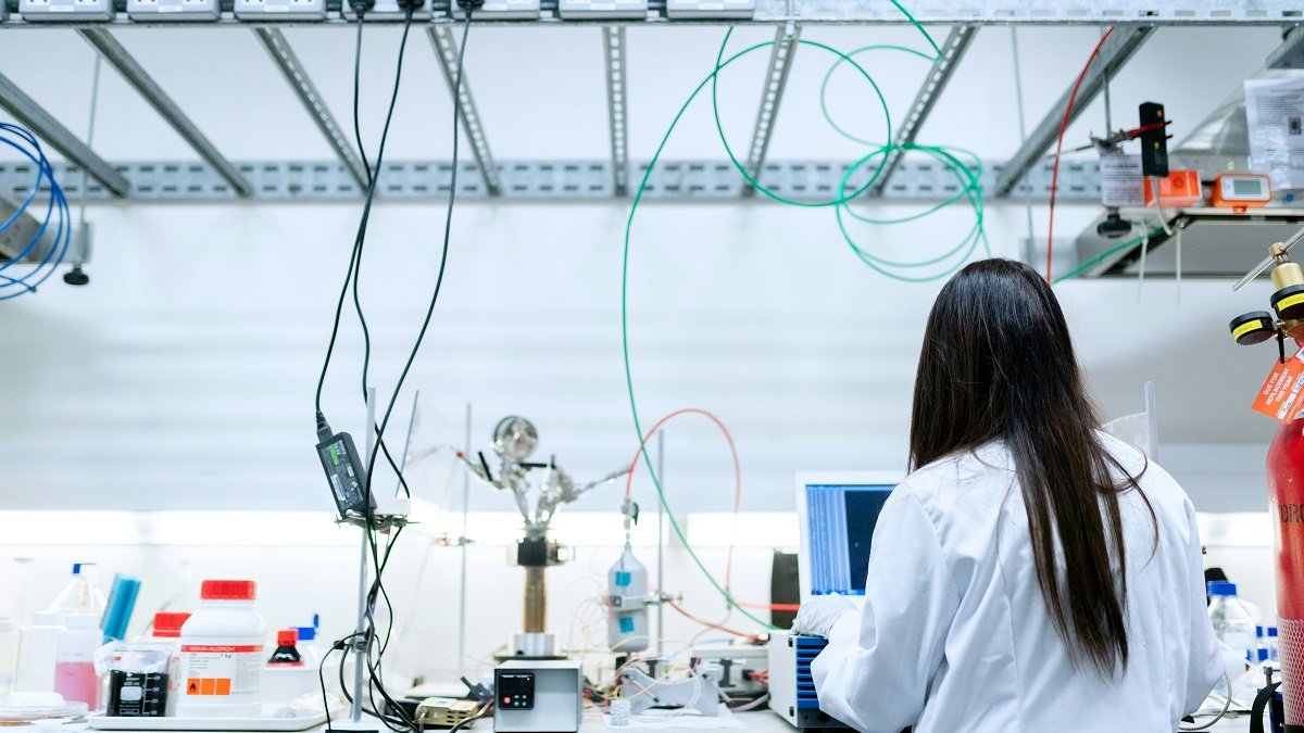 La mujer en la Ciencia gana reconocimiento; hay muchos ejemplos de científicas católicas