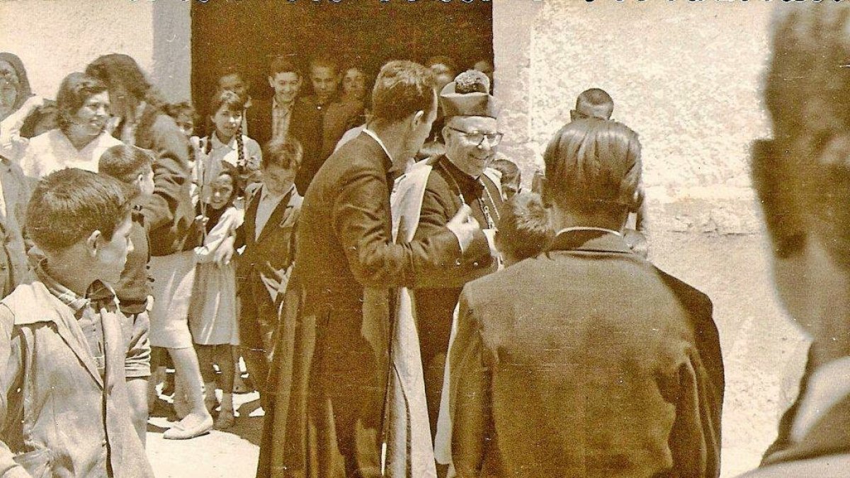 Monseñor Anastasio Granados en la localidad de Molinicos (Albacete)