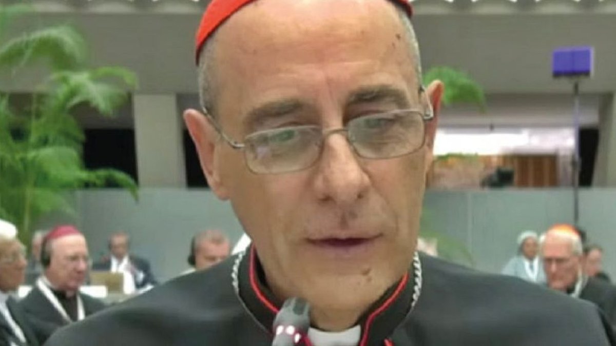 El cardenal Víctor Manuel Fernández, prefecto del Dicasterio para la Doctrina de la Fe, preside la Comisión Teológica Internacional.