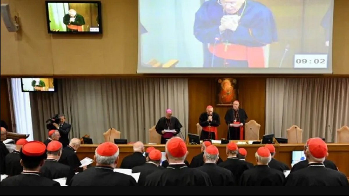 Oración por el Papa Francisco al inicio de la primera de las Congregaciones Generales, Martes de Pascua de 2025