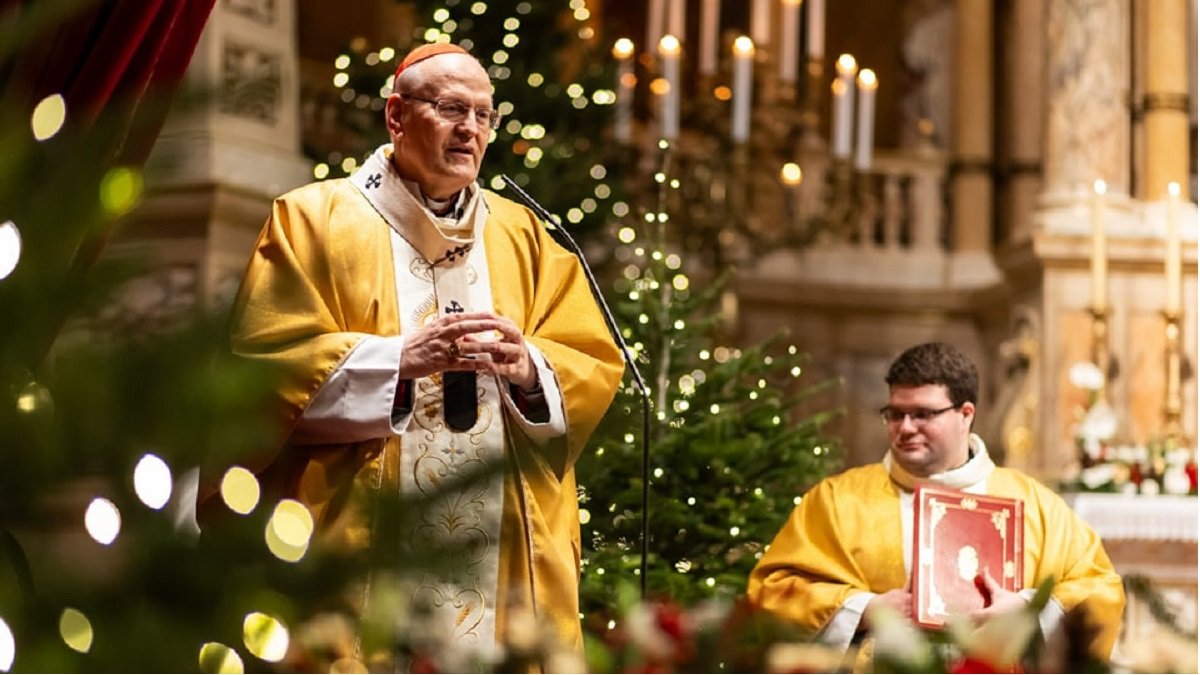 El cardenal Péter Erdö en la Navidad de 2024, lleva más de dos décadas al frente de la Iglesia de Budapest y ha sido presidente de los obispos europeos