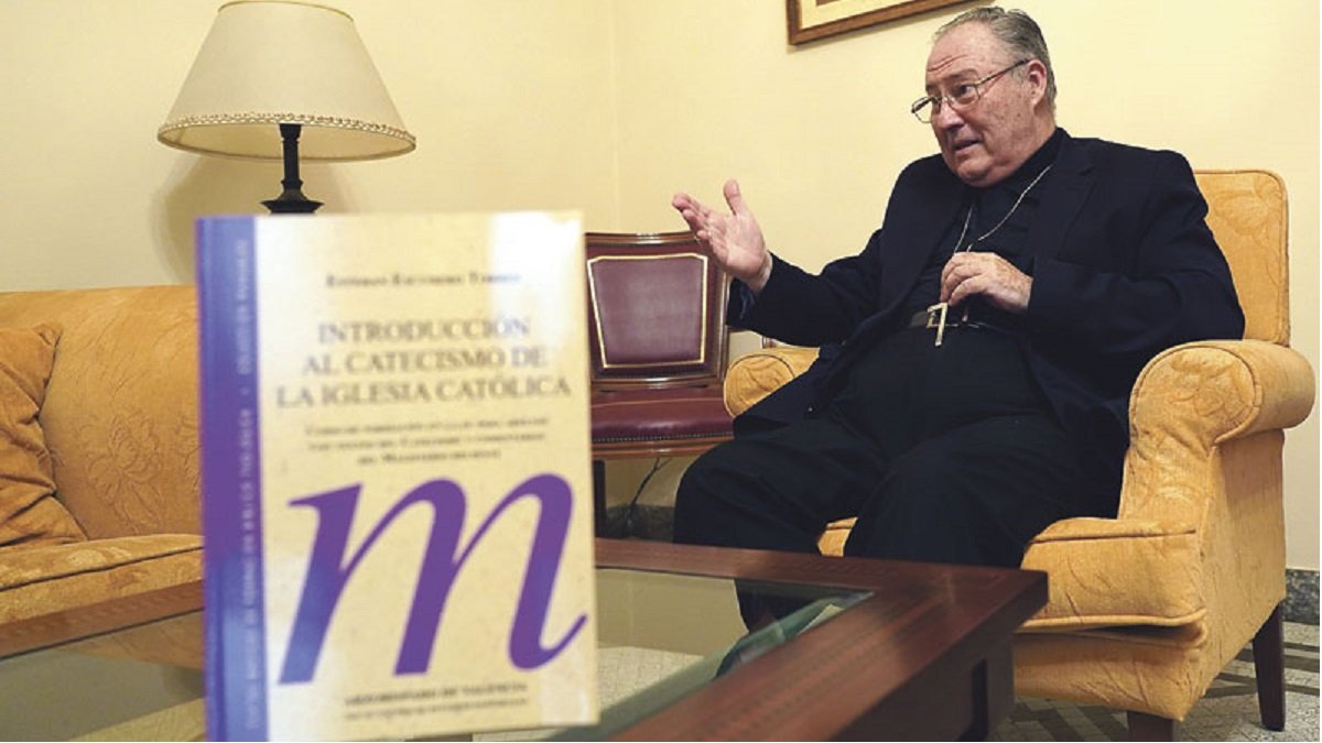 Esteban Escudero, obispo auxiliar de Valencia, en los últimos años fue un impulsor de la formación de laicos, también por Internet