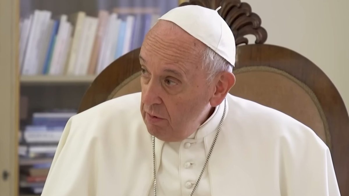 Francisco conectó mejor que su predecesor con la política de comunicación moderna, pero a riesgo, muchas veces, de perder claridad.