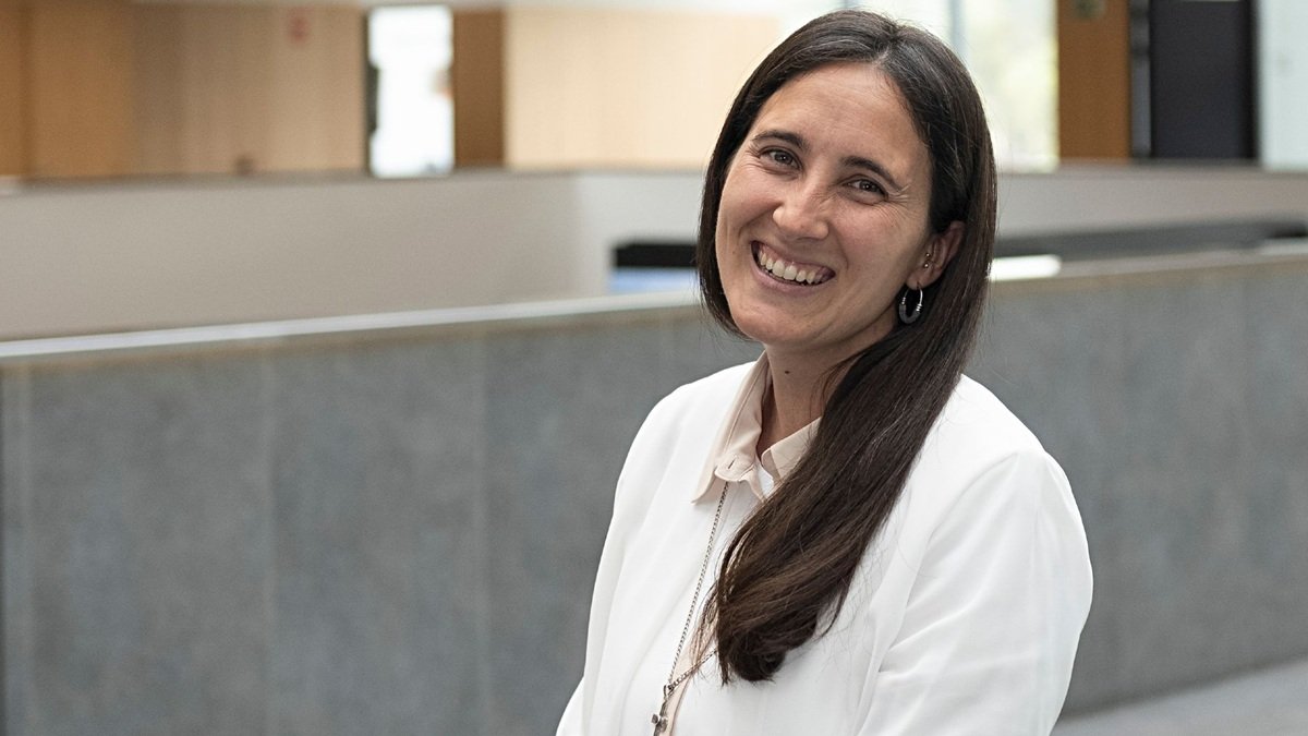 La Hermana Clara Medina, misionera salesiana, convirtió la tragedia de la DANA en un canto de esperanza entre los más pobres. Ha recibido el I Premio Impactun Cristianismo y Cultura Contemporánea.