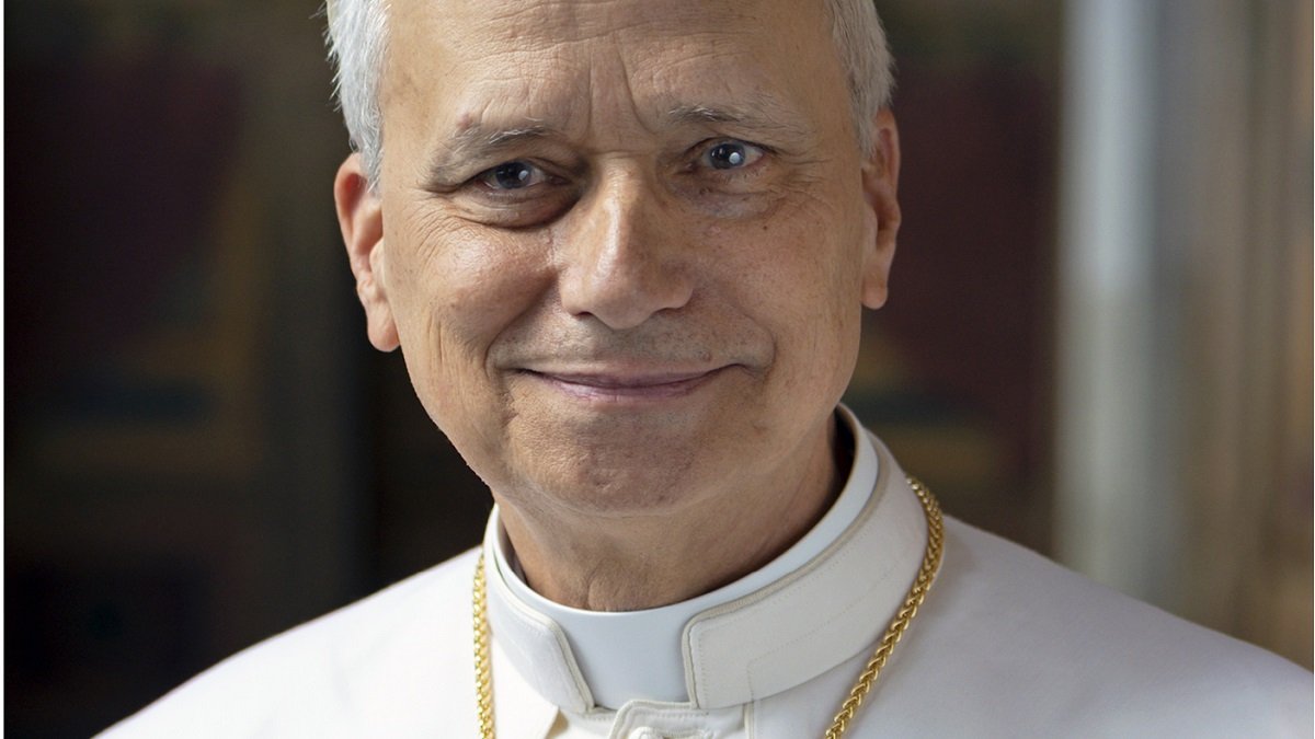 Fotografía oficial de León XIV accesible para descargar en Vatican.va desde el 16 de mayo