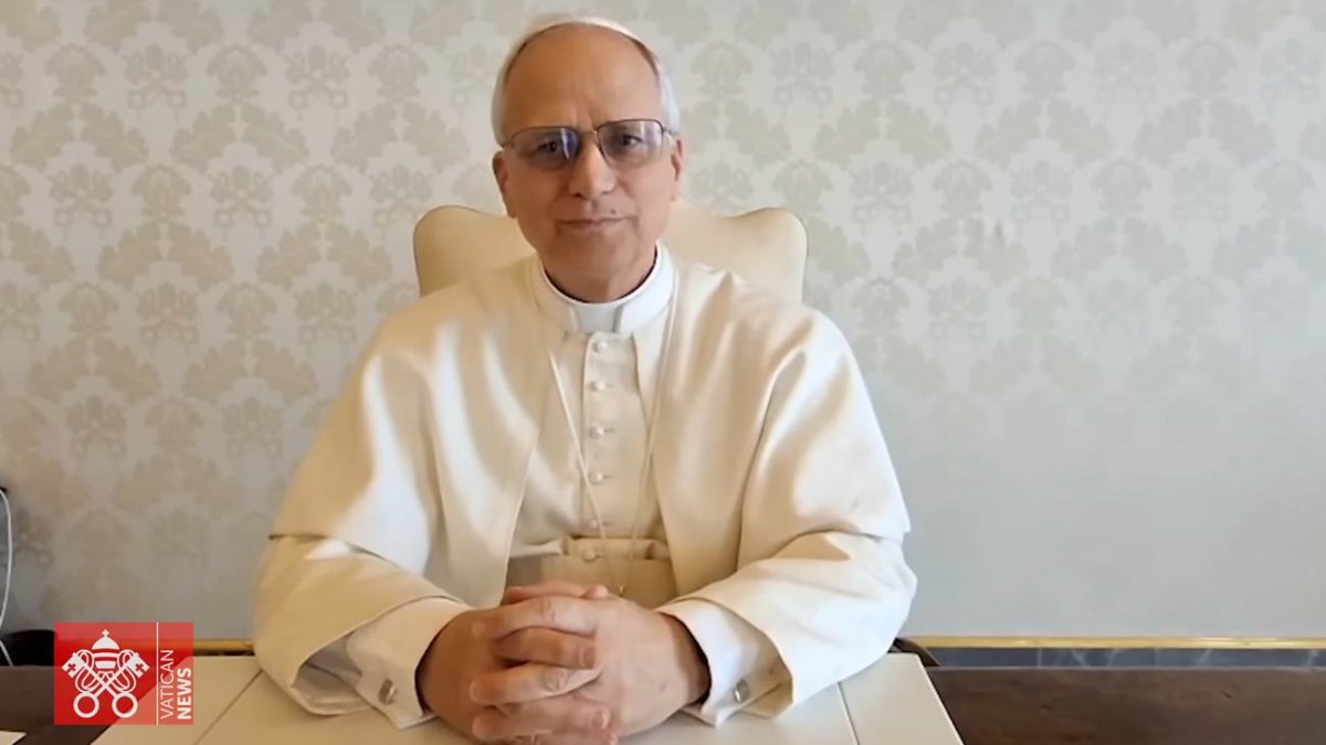 León XIV, ante el desafío de encaminar una restauración o afrontar el riesgo de un cisma.