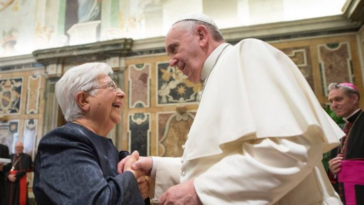 Maria Voce con el Papa Francisco en un encuentro en 2018.