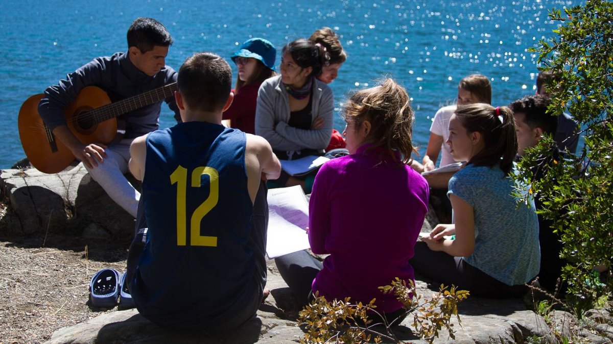 Los campamentos de verano son una ocasión inmejorable de formación para los niños y jóvenes cristianos.