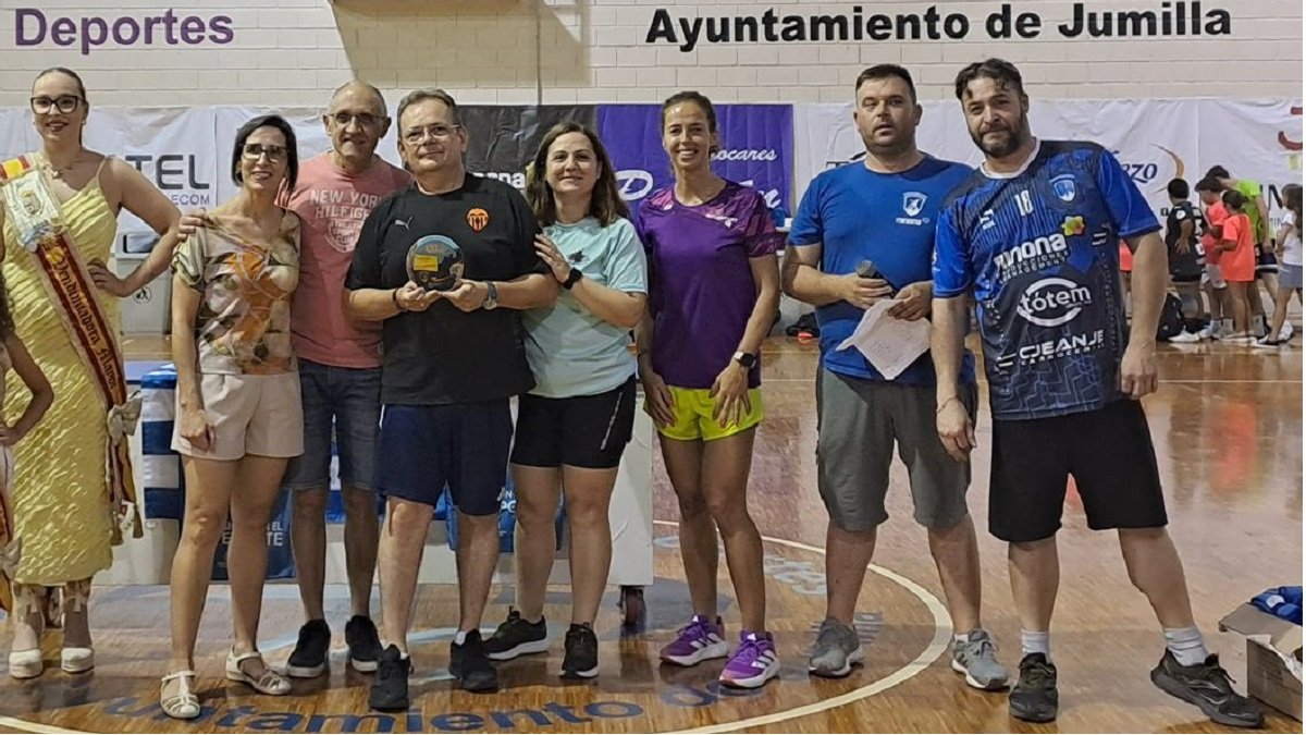 Premios deportivos en un polideportivo de Jumilla... el Ayuntamiento no quiere actividades no deportivas en sus instalaciones deportivas