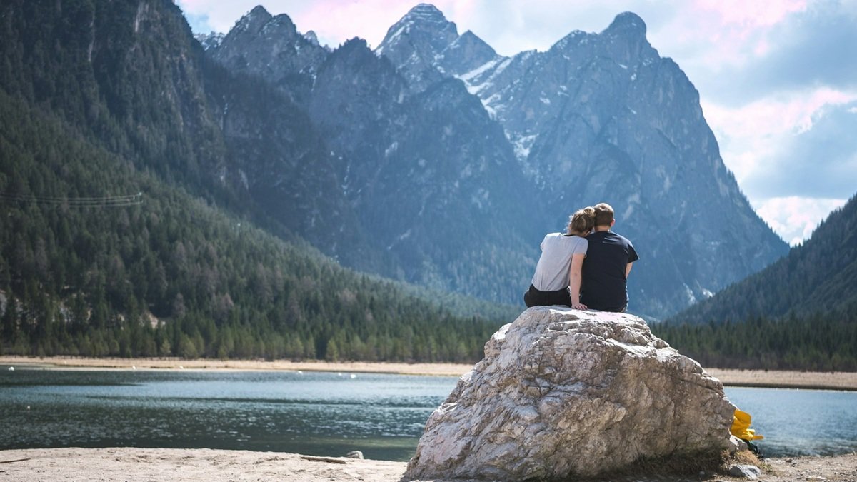 Una pareja de enamorados.