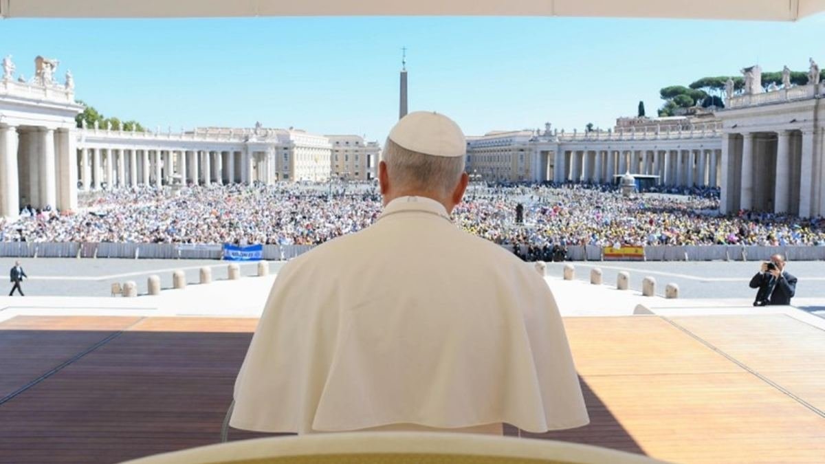 El Papa es el principio y fundamento de la unidad de fe y comunión de la Iglesia.