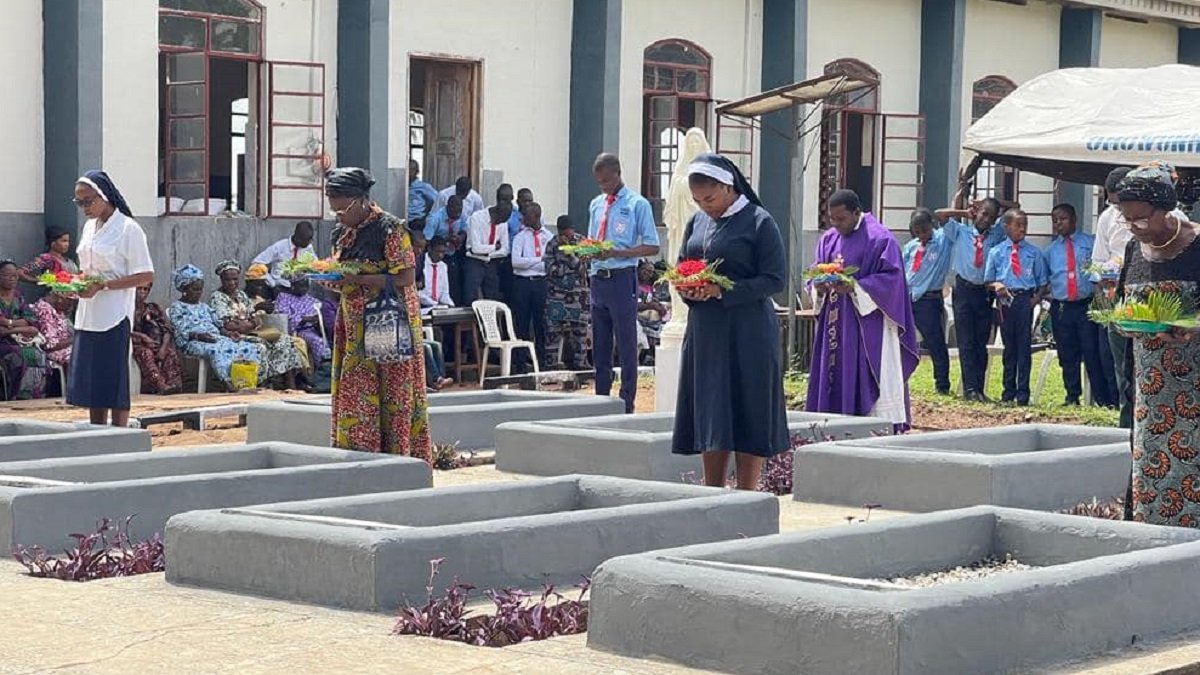 Día de Difuntos de 2023 en la diócesis nigeriana de Ondo, una de las que sufre matanzas y secuestros