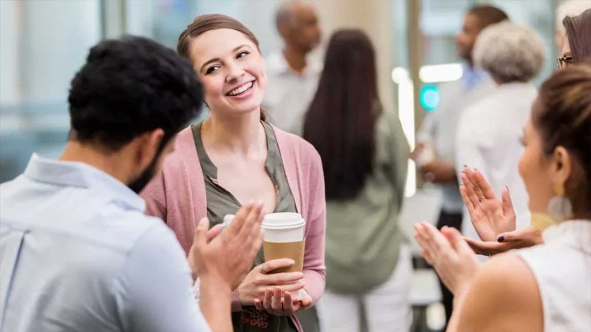 La humildad es una virtud  que eleva hacia la santidad