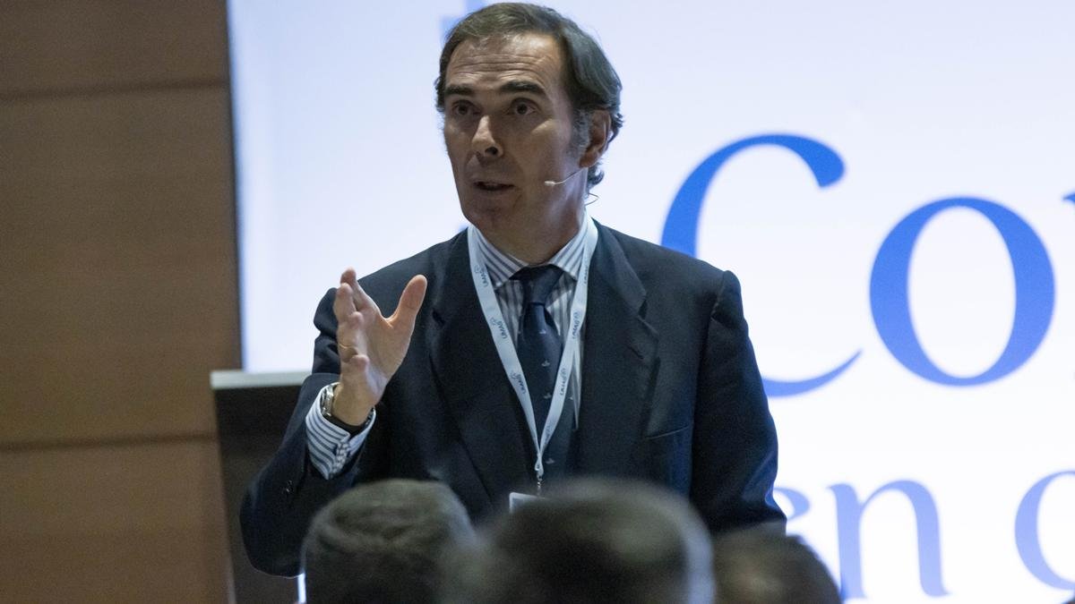 Eduardo Basagoiti, director general de UMAS Seguros, una entidad que trabaja principalmente con entidades religiosas y sin ánimo de lucro y ofrece coberturas específicas, como seguros de responsabilidad civil, patrimoniales, accidentes, vida y salud.