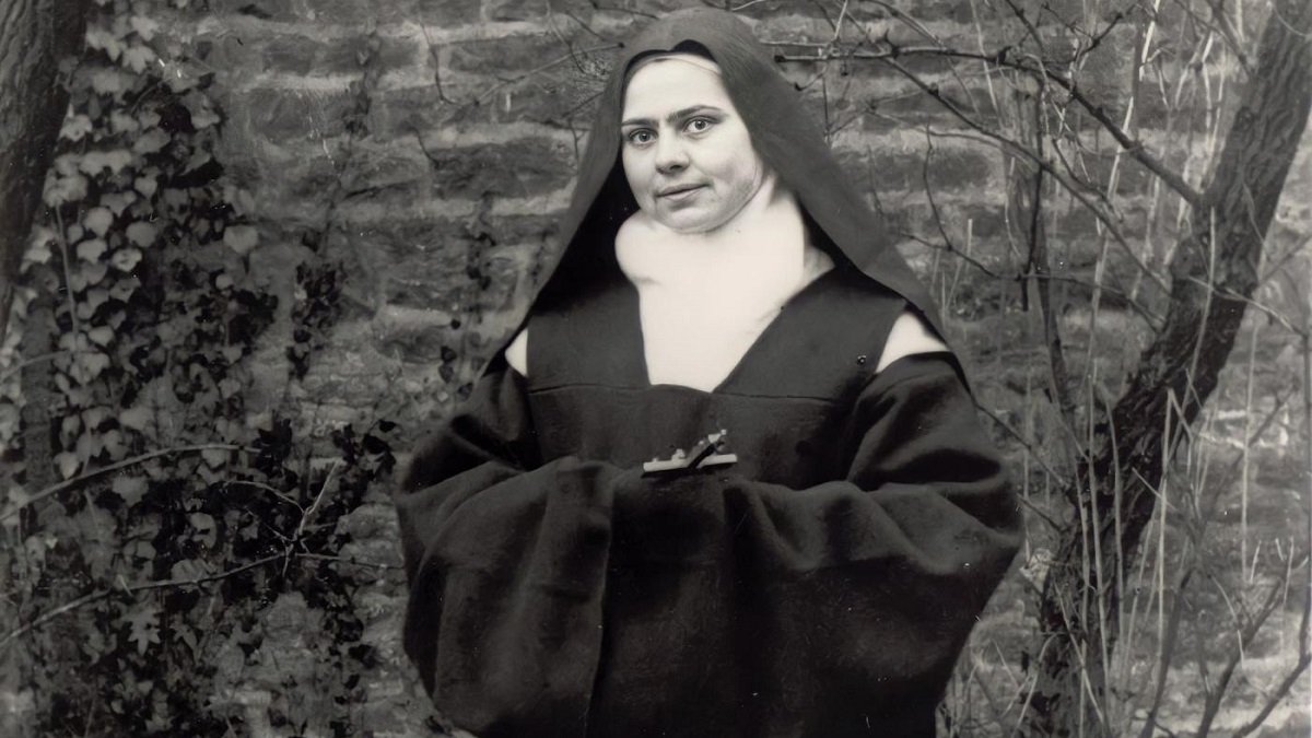 Santa Isabel de la Trinidad, carmelita mística, fallecida a los 26 años, famosa por su impresionante Himno a la Trinidad