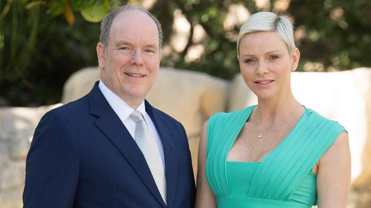 Alberto de Mónaco y su esposa Cherlene Wittstock, con quien contrajo matrimonio en 2011, en una foto que compartieron con motivo de su undécimo aniversario.