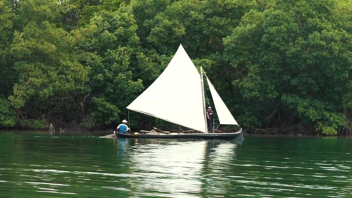 Para la religiosa de las Franciscanas de María Inmaculada, el cayuco es en muchas ocasiones su única forma de poder catequizar a los cristianos en Colón-Kuna Yala.