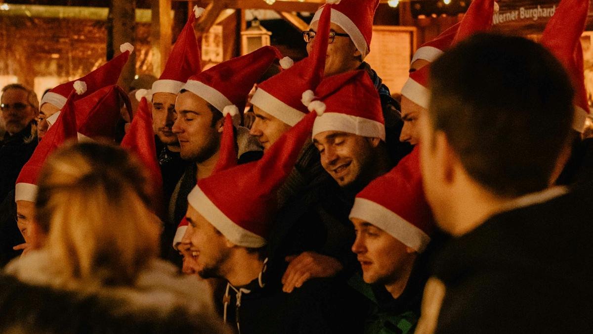 No es lo mismo felicitar 'las fiestas' que la Navidad, porque la Navidad es fiesta por razones trascendentes.