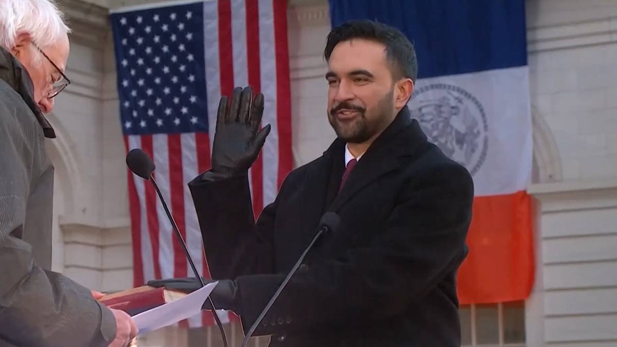 El nuevo alcalde de Nueva York, Zohran Mamdani, juró sobre el Corán.