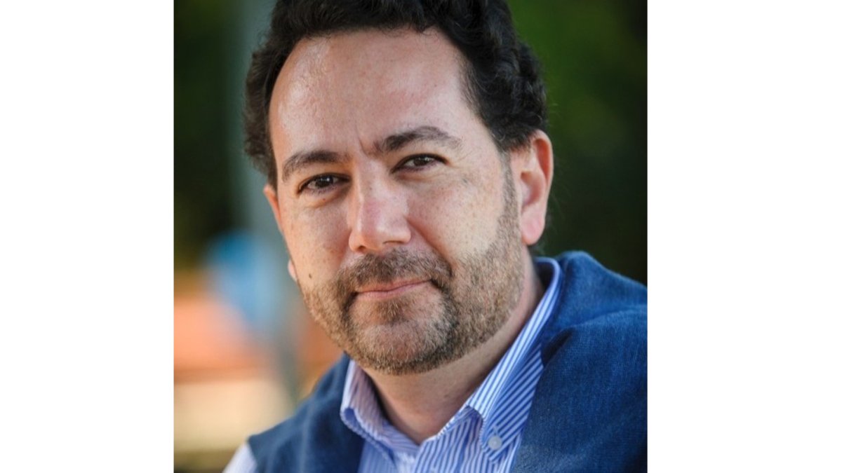 Luigi Bugalla, consultor lingüístico y políglota