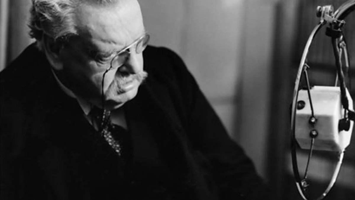 Chesterton es inspiración para muchas cosas, también para escribir frases en su estilo y espíritu.