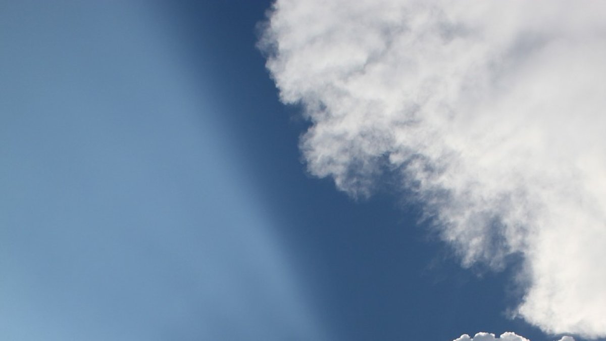 cielo-nubes-rayos