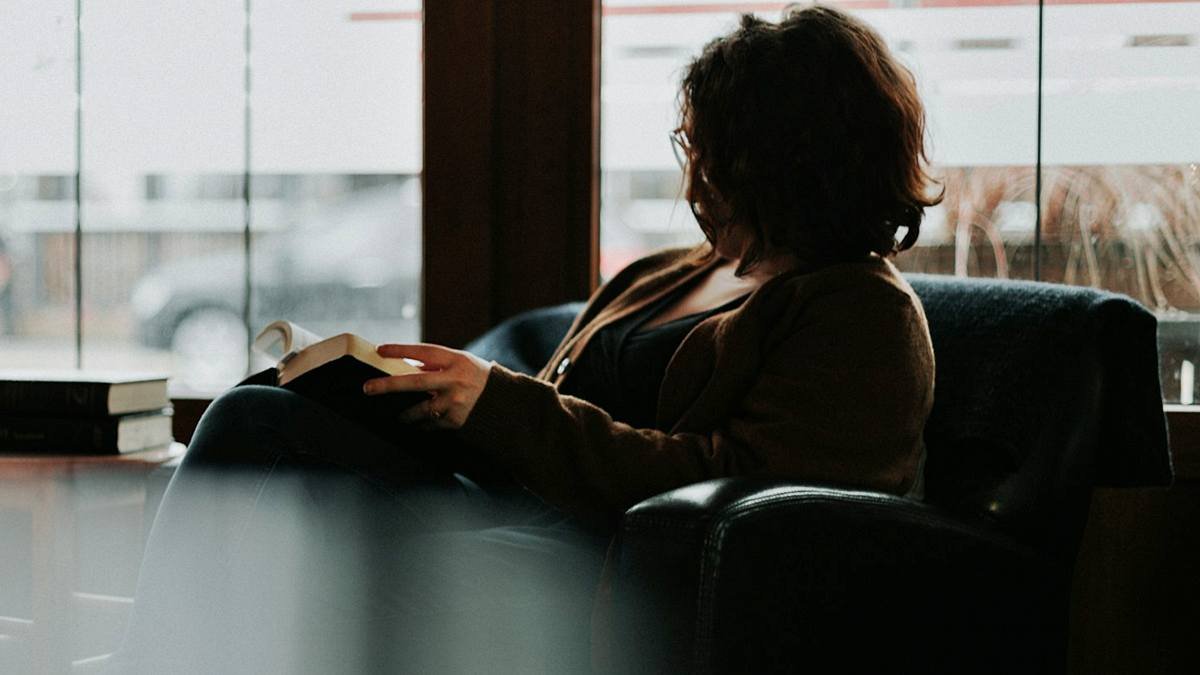 La lectura: uno de los pequeños grandes placeres de la vida si la calidad de lo que se lee, místico o menos místico, es buena.