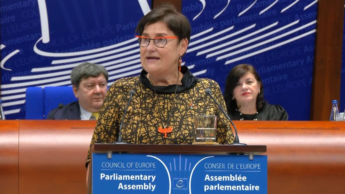 La austriaca Petra Bayr, de los Socialistas, Demócratas y Verdes, elegida el 27 de enero presidente de la Asamblea Parlamentaria del Consejo de Europa con los votos de los populares (PP en España).