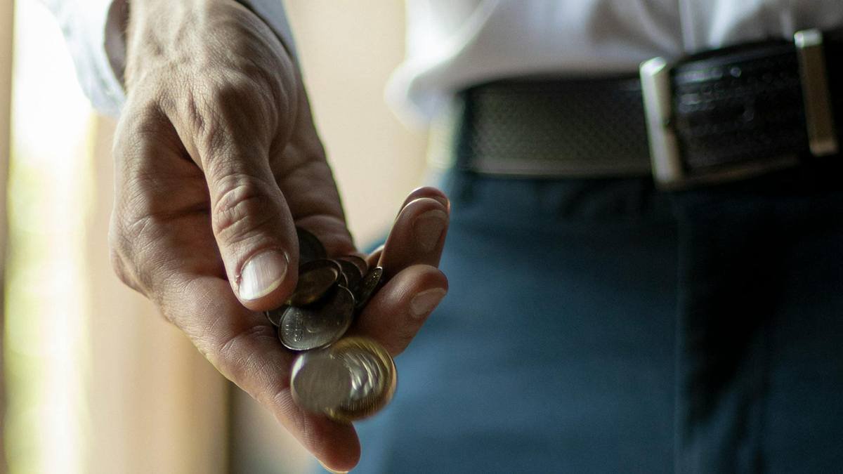 A la hora de decidir cuánto dar a la Iglesia es obligado tener en cuenta las propias obligaciones confiadas por Dios, como los hijos.