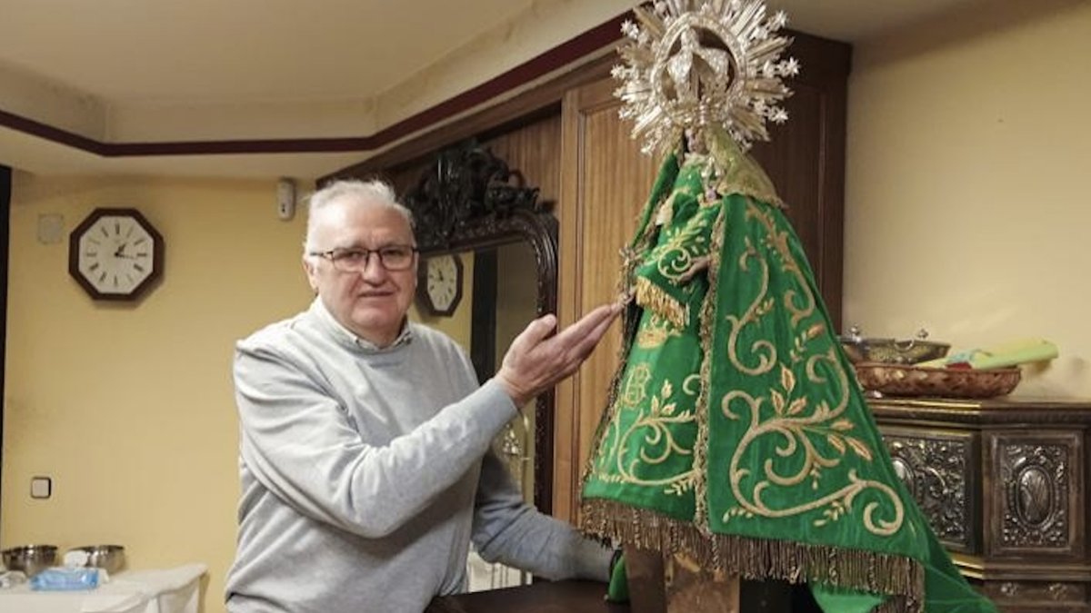 De su día a día, lo que más le costaba a Pedro era hacer el esquema de las misas.