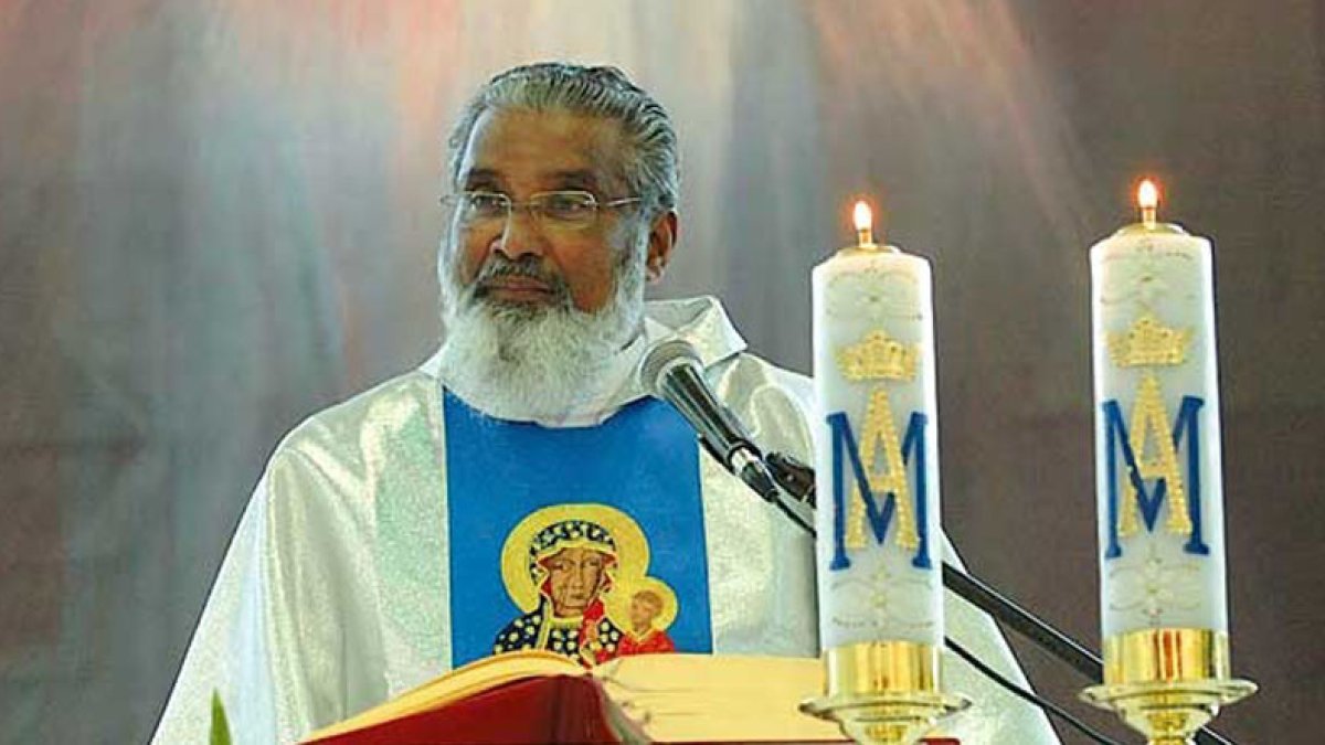 Padre James Manjackal