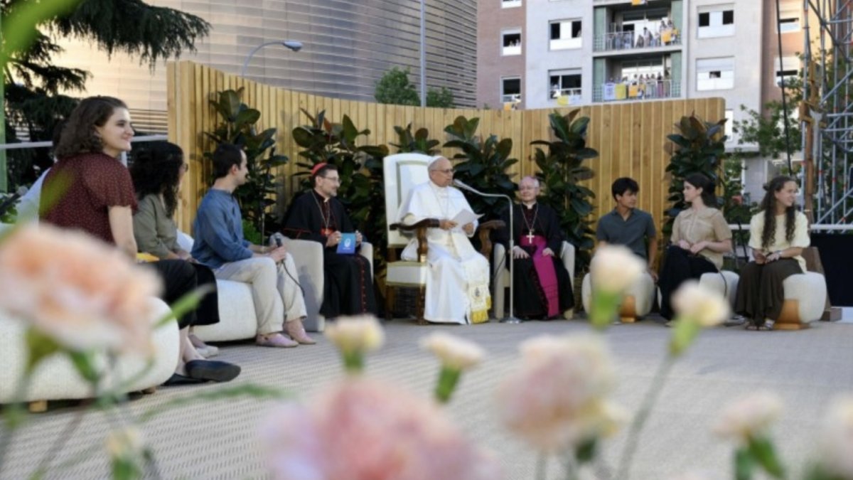 El Papa advirtió a los jóvenes: