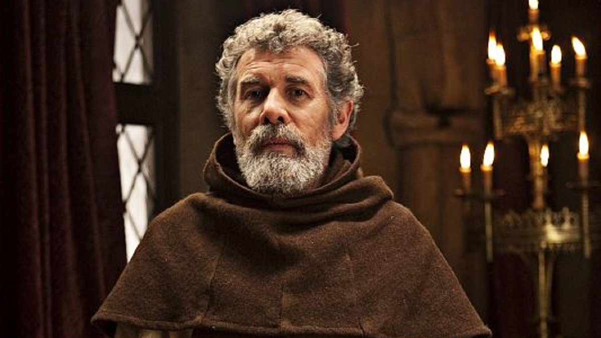 Fray Hernando de Talavera, primer obispo de la Granada reconquistada, en la teleserie Isabel, de RTVE, interpretado por Lluís Soler