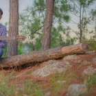 Andrés Ferrera, completamente acústico y unplugged -desenchufado-, en la Creación de Dios