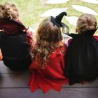 Niños celebrando Halloween.