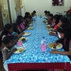 Los misioneros no miran la religión de los niños a la hora de acogerlos