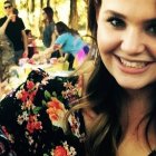 Rebeca es ahora una madre feliz, coordinadora de un centro de embarazos y conferenciante provida